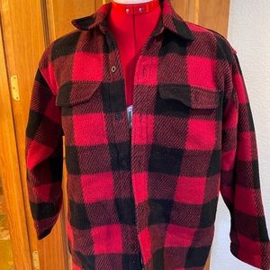 Red and Black Fleece 100 %polyester lining, Chest pockets size 10 boys
